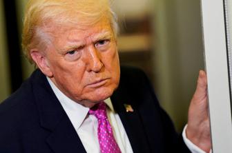"Močno verjamem, da bo Donald Trump sprožil jedrsko bombo"