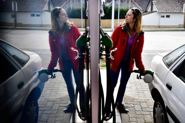 Se obeta rekordna podražitev goriv?