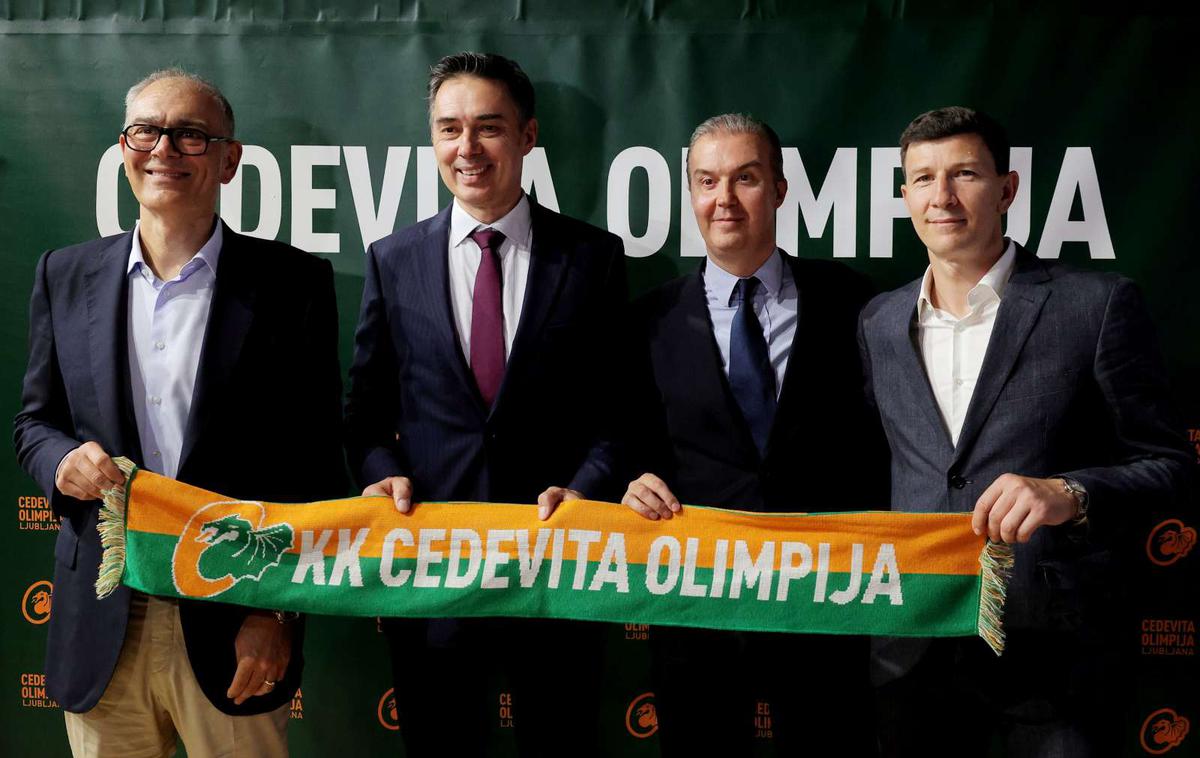 Cedevita Olimpija Simone Pianigiani Vlado Ilievski Davor Užbinec Emil Tedeschi | Cedevita Olimpija bo tudi v novi sezoni igrala v Eurocupu. | Foto Daniel Novakovič/STA