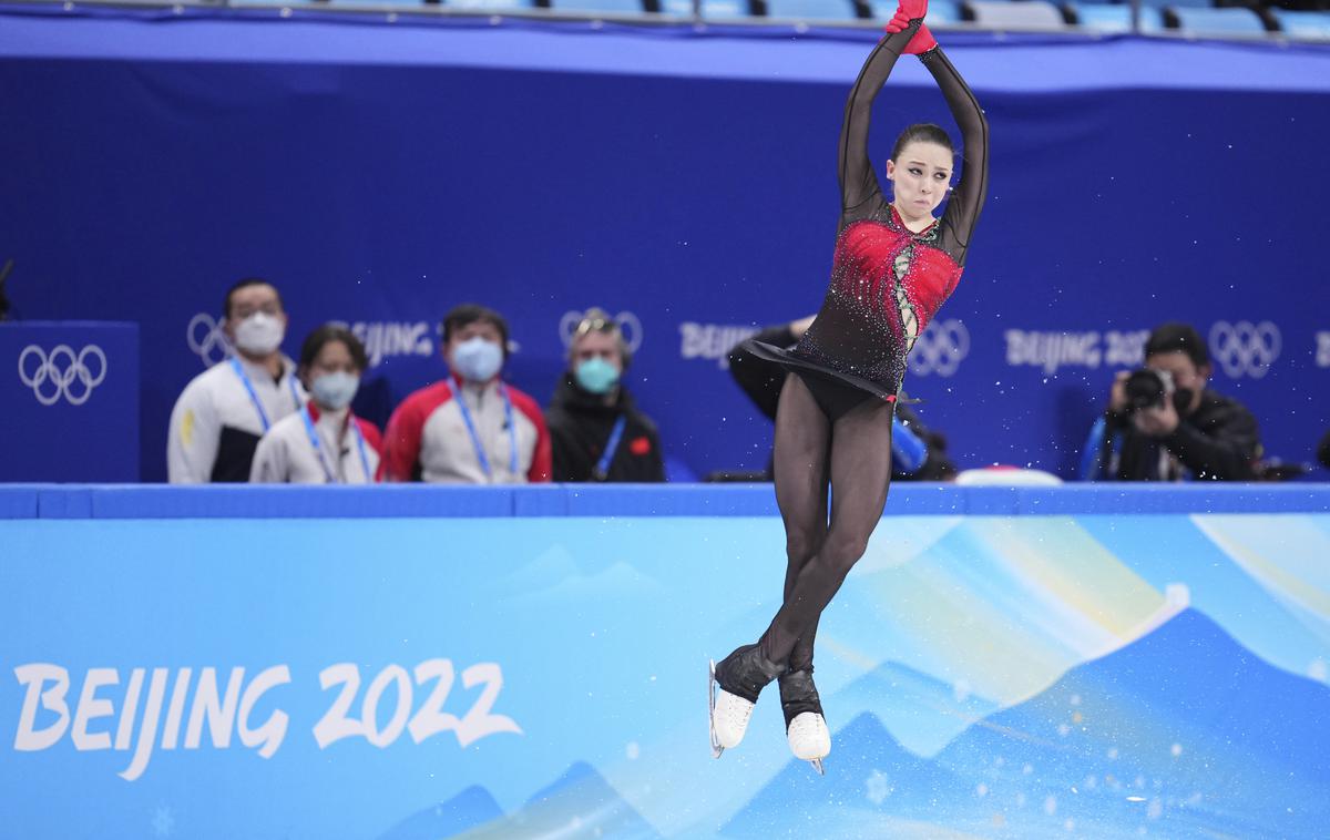 Kamila Valieva | Kamila Valieva je postala prva ženska, ki ji je na olimpijskih igrah uspel četverni skok. | Foto Guliverimage