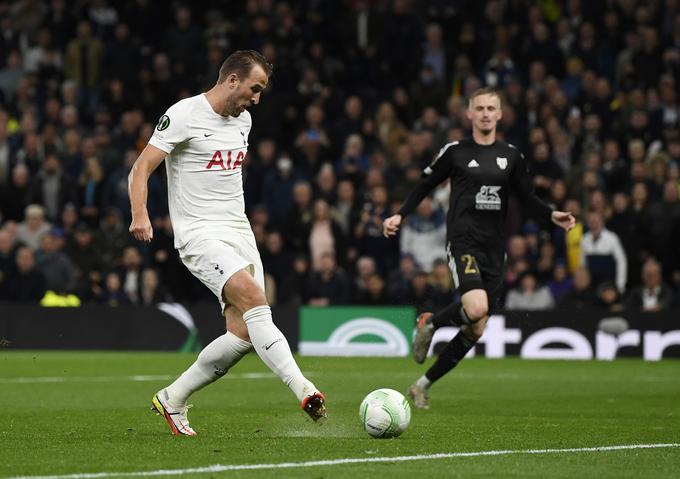 Tottenham je v Londonu v konferenčni ligi odpravil Muro s 5:1. | Foto: Reuters