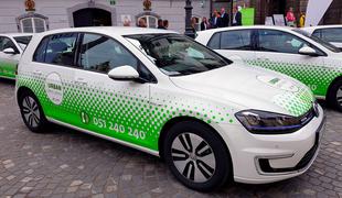 Električni golf na klic: po Ljubljani in okolici ceneje kot s taksijem?