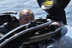 Putin se je potopil do razbitin podmornice #video