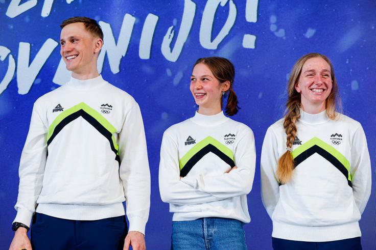 Toni Vidmar (levo) ima težave z opremo, Polona Klemenčič (desno) pa je letos naša najzanesljivejša in najboljša biatlonka.  | Foto: Aleš Fevžer