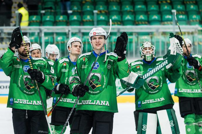 HK Olimpija Dornbirn | Olimpija je v četrtfinalu s 14:3 premagala HD Hidria Jesenice, ki je povedel z 2:1, in zanesljivo napredovala v polfinale. V tem jo čaka večni tekmec HDD Sij Acroni Jesenice. | Foto Vid Ponikvar/Sportida