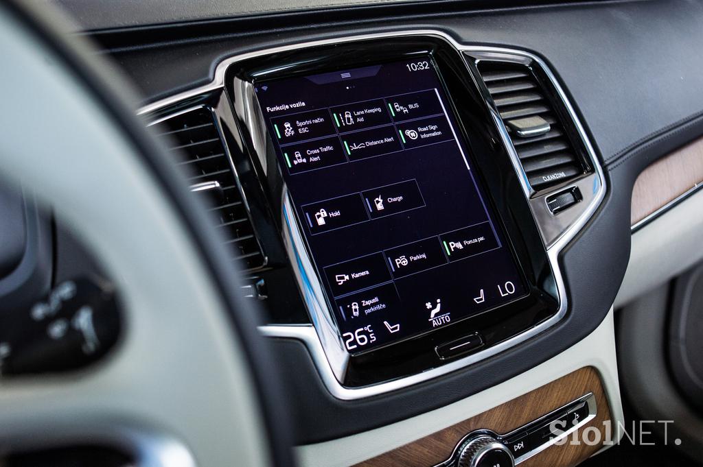 Volvo XC90 T8