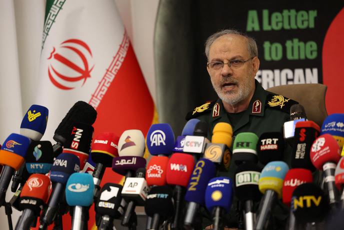 "Svet bo osupel": Iran se pripravlja na novo vojno z ZDA, v nevarnosti bi bila lahko tudi Evropa