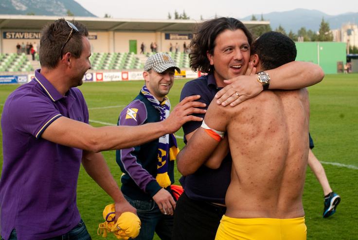 Prvi suspenz NZS si je prislužil leta 2009 na gostovanju v Ajdovščini. | Foto: Vid Ponikvar