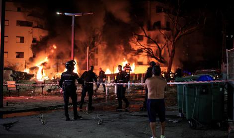 Največji napad Irana do zdaj: kaos v Tel Avivu