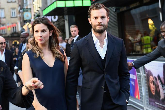 Jamie Dornan ima z ženo Amelio Warner že dve hčerki. | Foto: Getty Images