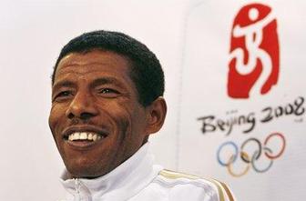 Gebrselassie bo v Pekingu tekel na 10.000 metrov