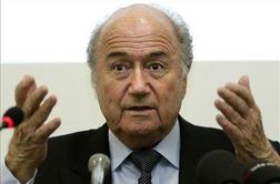 Blatter v boj za nov mandat s pomočjo