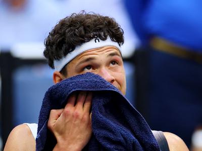 Shelton zaradi početja Zvereva poziva k spremembi pravil