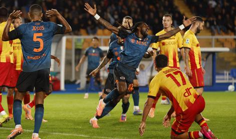 V živo: vodilni Napoli do tesne zmage, Milan gostuje v Bergamu