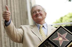 Umrl znameniti filmski kritik Roger Ebert