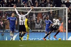 Arsenalu derbi, Bayernu rekord, končan niz Rome