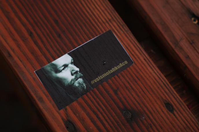 Protestni shod Novo mesto | Pri Slovenskih novicah so za pomoč družini odprli tudi Sklad Ivana Krambergerja, v katerega je mogoče darovati finančno pomoč. | Foto Bojan Puhek