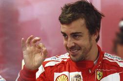 Alonso: Novinarji me tlačite v Red Bull in ne moj menedžer!