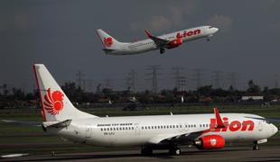 Indonezija: strmoglavilo letalo s 189 potniki #video