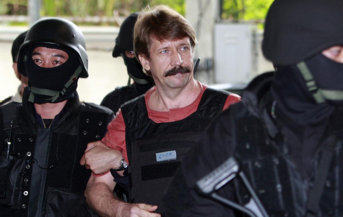 Viktor Bout | Viktorja Bouta so aretirali leta 2008 na Tajskem. Izročili so ga ZDA, kjer je bil obsojen na prestajanje 25-letne zaporne kazni. | Foto Guliver Image