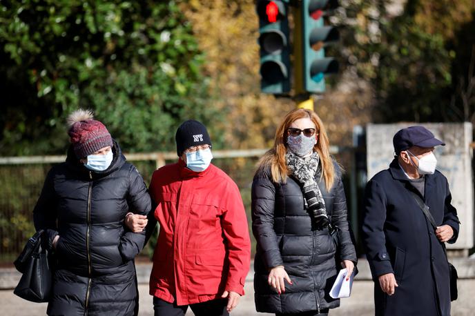 Italija | V Italiji so v zadnjih 24 urah zabeležili skoraj 58 tisoč primerov okužb. | Foto Reuters