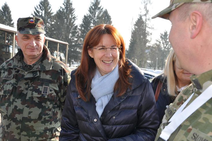 Na ministrstvu za obrambo v času, ko ga je vodila Andreja Katič, danes ministrica za pravosodje, projekta nabave 56 oklepnih vozil znamke boxer niso zasnovali pregledno, skrbno in v javnem interesu. | Foto: STA ,