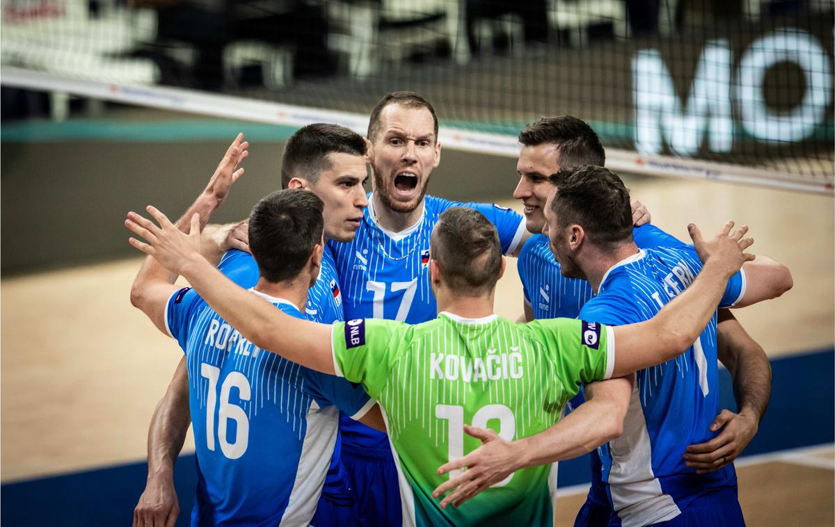 Odbojkarska liga narodov, Slovenija - Kanada | Slovenski so tretjo zmago na turnirju v Antalyi dosegli proti Kanadi. | Foto Volleyball World
