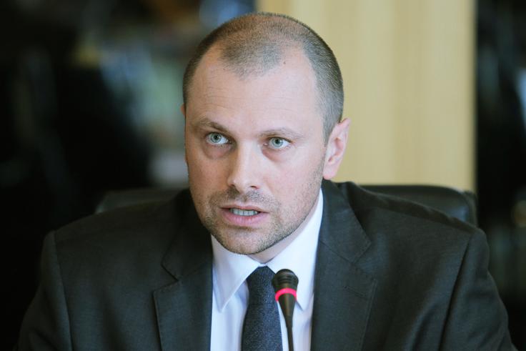 Na NLB, ki jo po odstopu Janka Medje začasno vodi Blaž Brodnjak, smo naslovili več vprašanj glede stikov z Banko Slovenije in viceguvernerko v postopku ocenjevanja nadzornikov, vendar konkretnih odgovorov nismo dobili. | Foto: STA ,