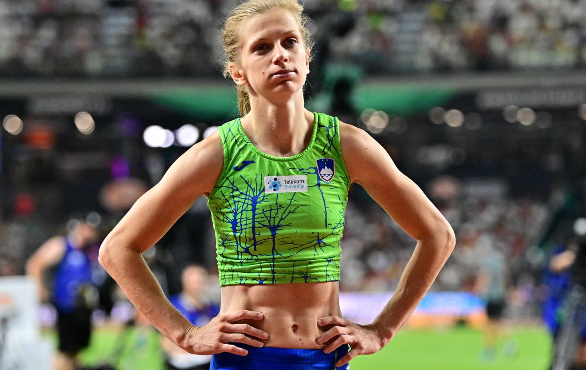 Tina Šutej | Tina Šutej je v Franciji preskočila 4,65 metra. | Foto Reuters