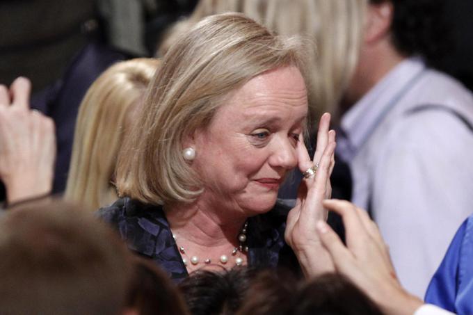Whitmanova po porazu na volitvah za guvernerja Kalifornije ni mogla skriti solz.  | Foto: Reuters