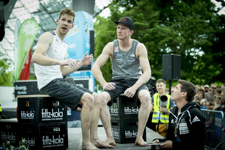 Anže Peharc ter aktualni svetovni prvak v težavnosti in kombinaciji Jakob Schubert. | Foto: Ana Kovač