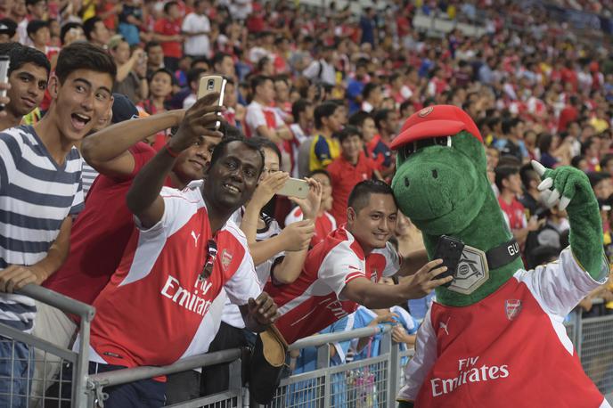 Arsenal navijači, Arsenal maskota | Foto Guliverimage