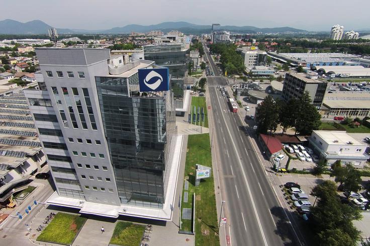 Stekleni dvor, Dunajska, Hypo | Foto: STA ,