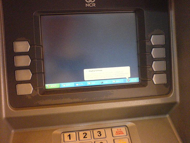 Windowsi XP so nekaj časa poganjali okrog 95 odstotkov vseh bankomatov na svetu.  | Foto: 