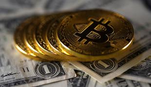 Bitcoin z novim rekordom 12 tisoč dolarjev