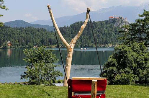 Frača velikanka, nova turistična atrakcija na Bledu?