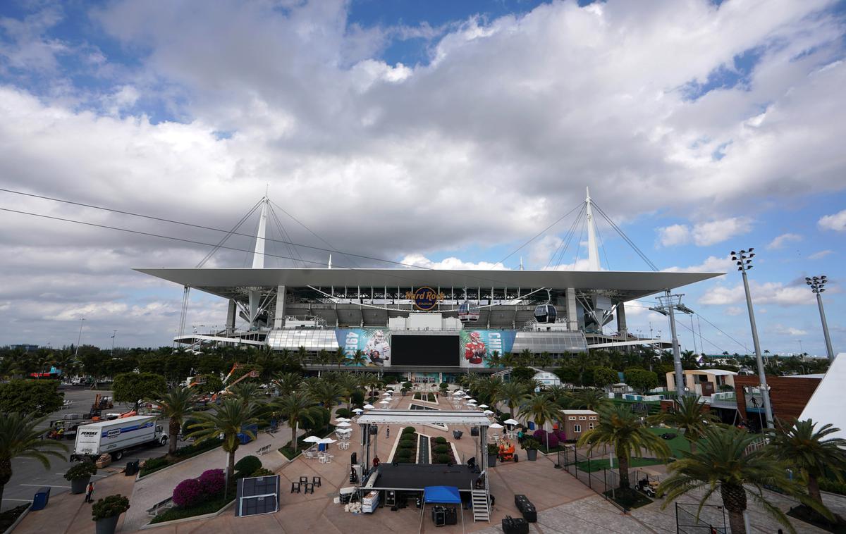 SuperBowl LIV | Stadion Hard Rock v Miamiju na Floridi bo v noči na ponedeljek po slovenskem času gostil 54. Super Bowl, finale lige NFL. | Foto Reuters