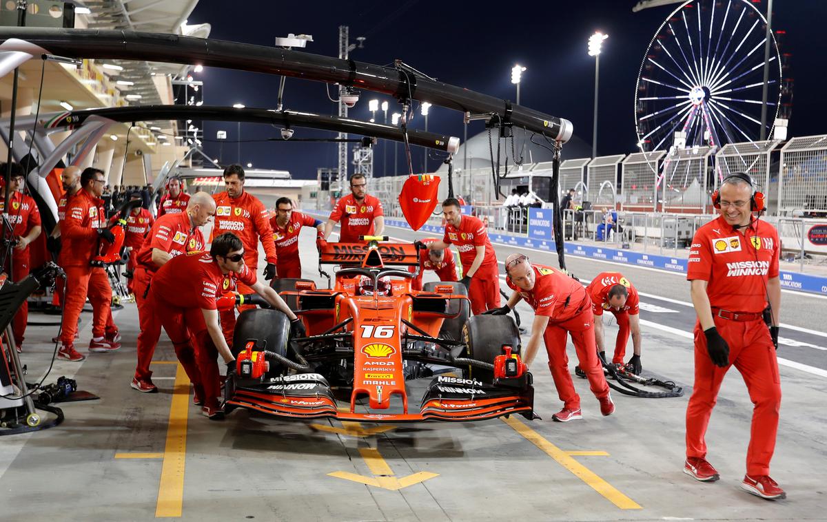 Charles Leclerc Ferrari F1 | Novinec v Ferrariju Charles Leclerc je bil na tretjem prostem treningu v Bahrajnu hitrejši od štirikratnega svetovnega prvaka Sebastiana Vettla. | Foto Reuters
