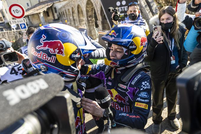 Slavje Isabelle Galmiche in Sebastiena Loeba v cilju relija Monte Carlo. | Foto: Red Bull