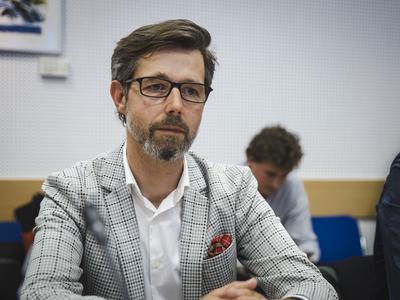 Na RTV opozarjajo na likvidnostne težave, zaposleni kritični do vodstva