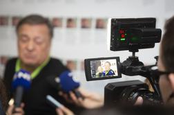 Kolaps ljubljanskega zdravstva, Janković na terenu pomirjal ljudi #video