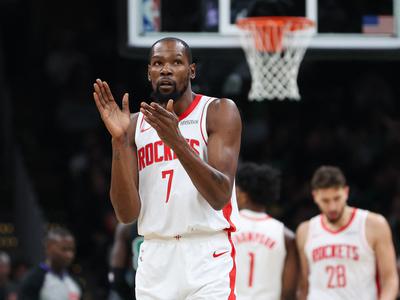 Za začetek Durant pri Antetokounmpu, prvaki v Memphisu