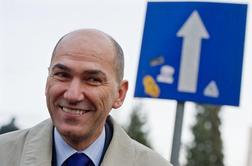 Janez Janša, tisti politik, ki ga zaznamujejo vzponi in padci