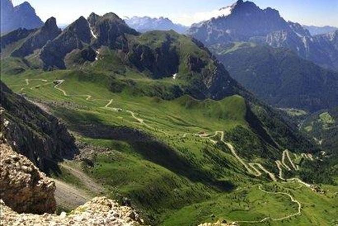 Z motociklom v Dolomite