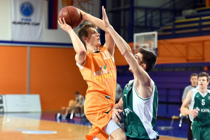 Urban Oman na začetku svoje poti. | Foto: KK Helios Suns