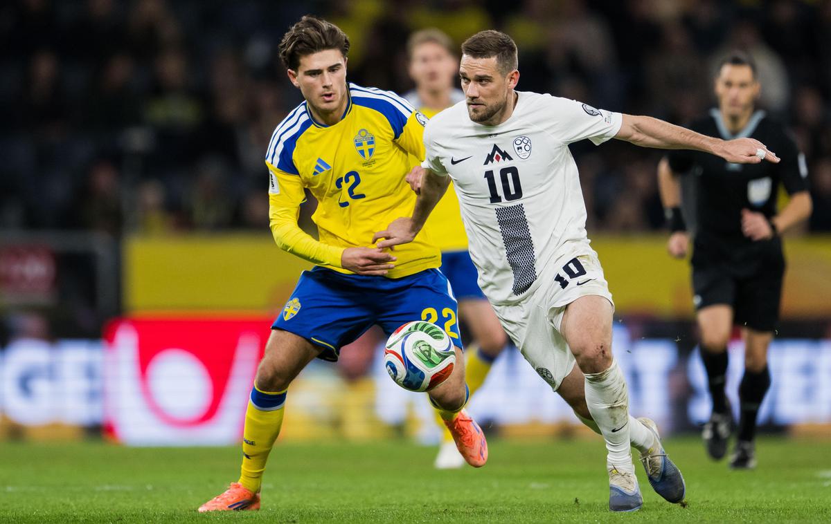 kvalifikacije za SP Švedska Slovenija Timi Max Elšnik | Timi Max Elšnik je končal več kot štiri tekme in pol dolg slovenski strelski mrk. | Foto Guliverimage