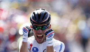 Cavendish do suverene etapne zmage v Švici (video)