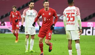 Kamplovi niso bili dolgo na vrhu, Bayern po preobratu porazil Mainz