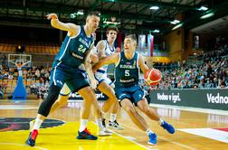 Slovenci v drugem polčasu povsem nadigrali Čehe