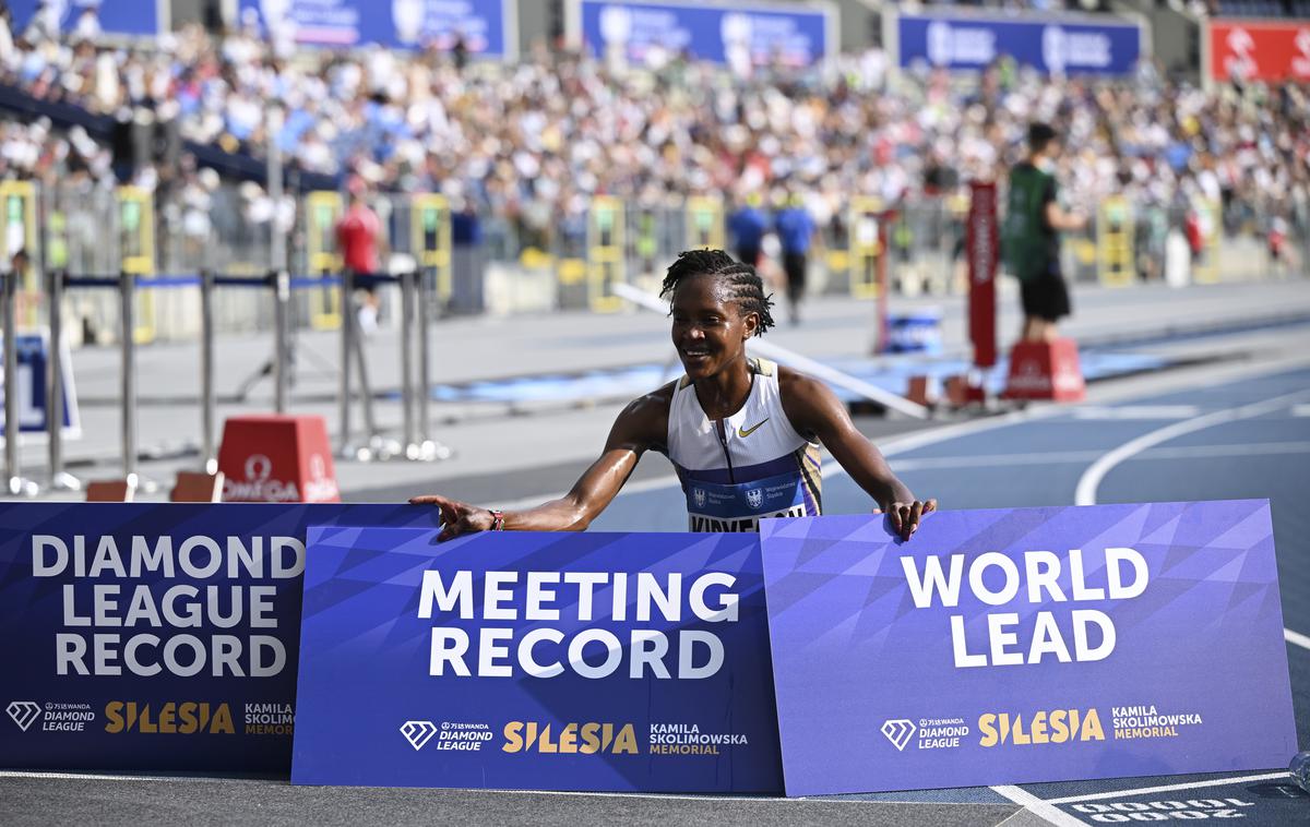 Faith Kipyegon | Faith Kipyegon je na atletski diamantni ligi v Chorzowu na Poljskem v vročih in vlažnih razmerah za las zgrešila dolgoletni svetovni rekord  | Foto Guliverimage